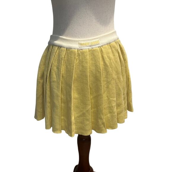 MIU MIU Women's Yellow Wool Knit Mini Skirt Size 36 - Picture 1 of 8